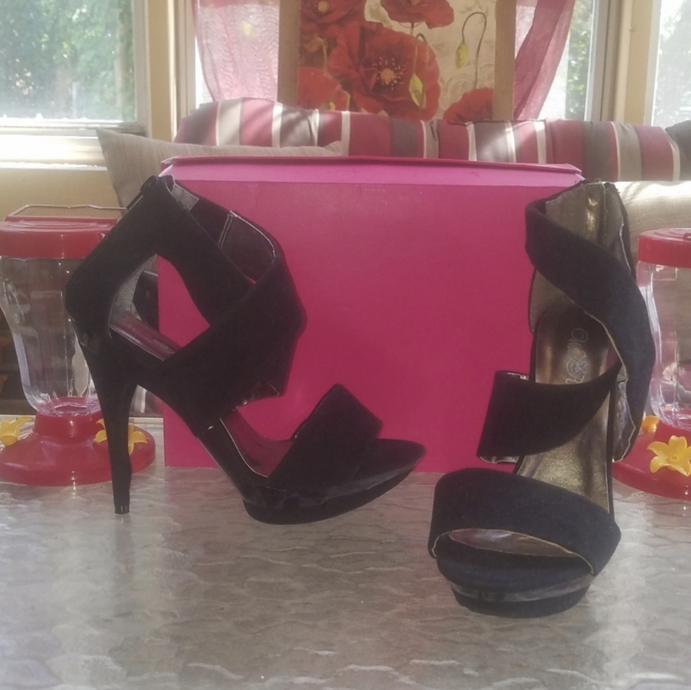 Wild Rose Black suede platform heels